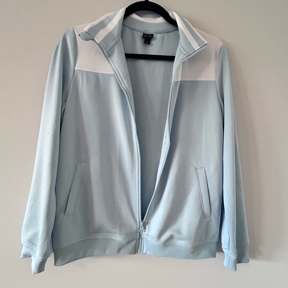 ART CLASS • Blue & White Long Sleeve Jacket • L •